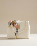 Medium size white crossbag 25cm/18cm