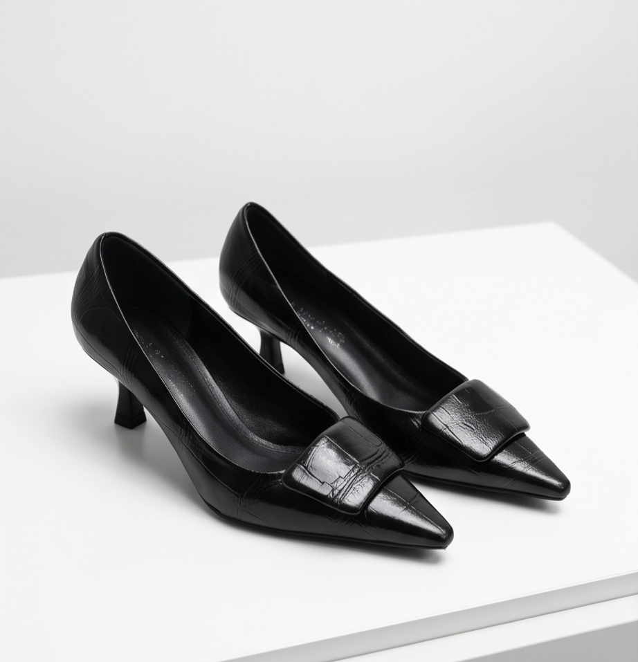 Monroe Lace 6cm heel classic pumps with smooth leather finish and elegant design, perfect for formal and everyday wear.