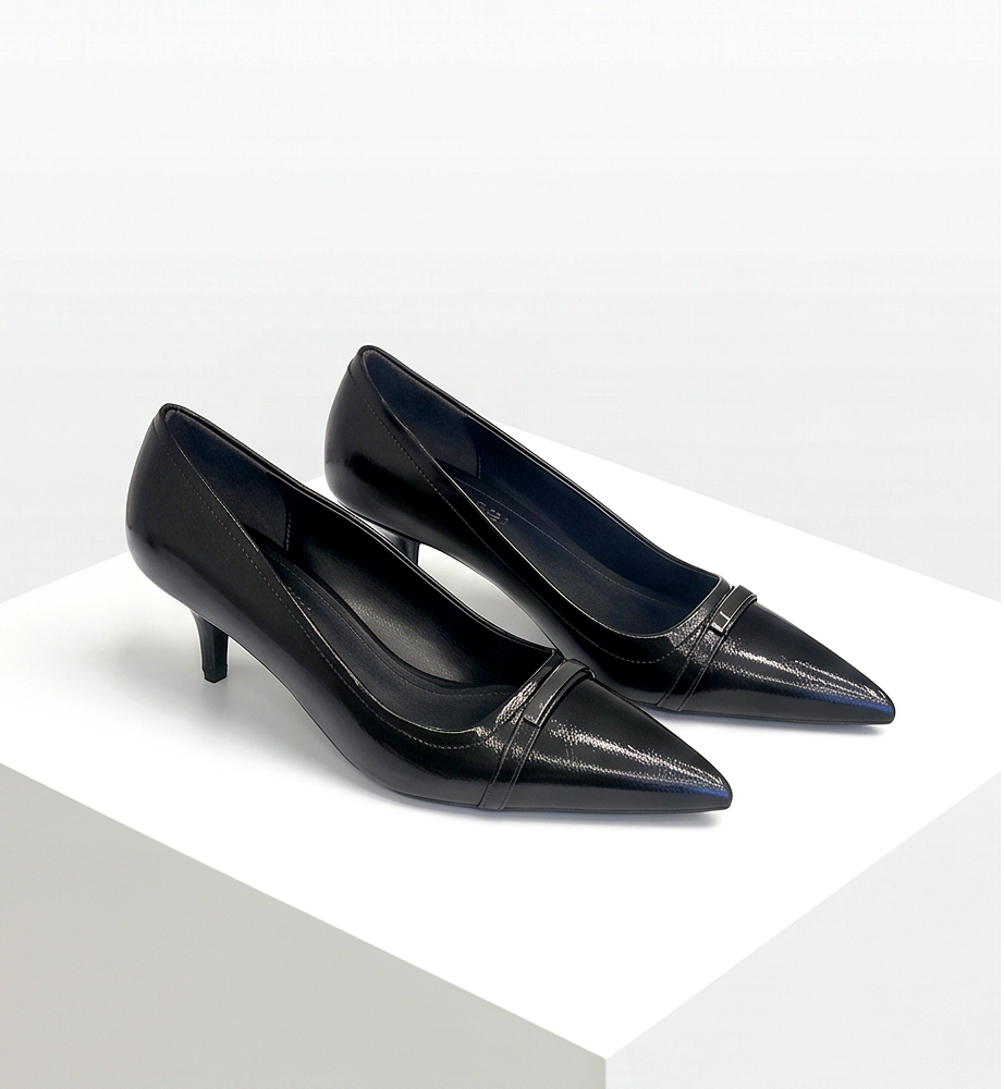 Black Monroe Lace 6cm heel classic pumps with sleek design and pointed toe, perfect for elegant wardrobe essentials.